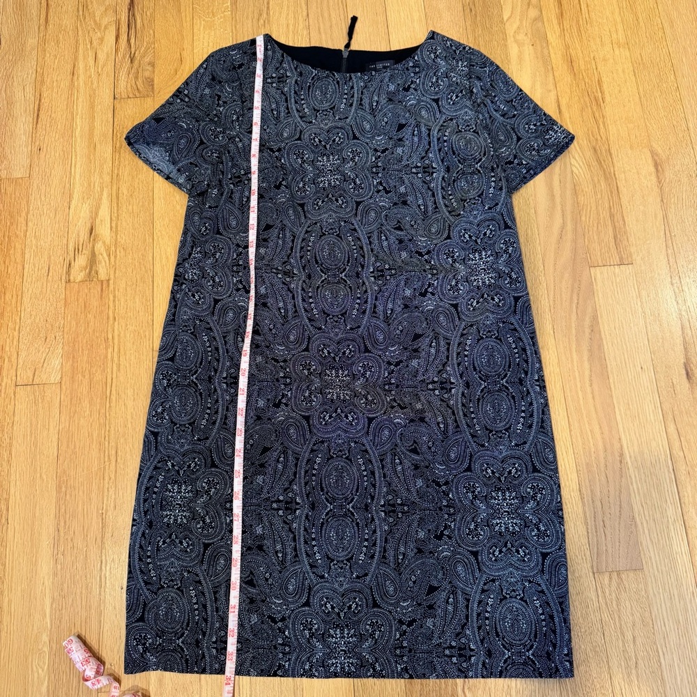 Chic Black Patterned Mini Dress